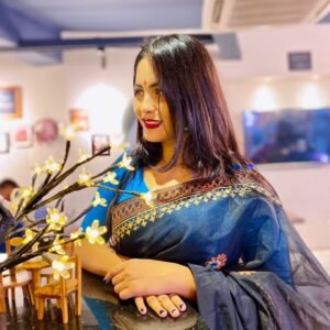 হাফ সিল্ক শাড়ি