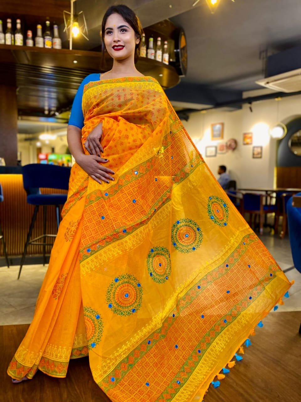 হাফ সিল্ক শাড়ি