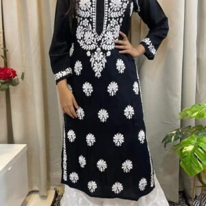 ইন্ডিয়ান আরি সুতার কাজ করা রেডিমেড থ্রি পিস