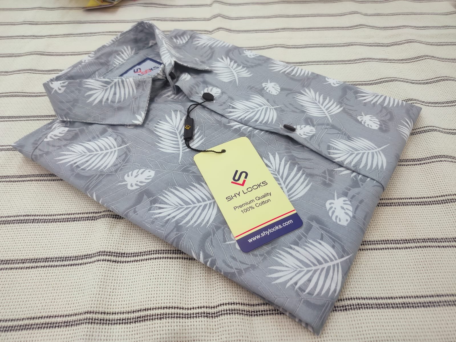 Pure Cotton full Sleeve Print Shirt for Men's - Image 2