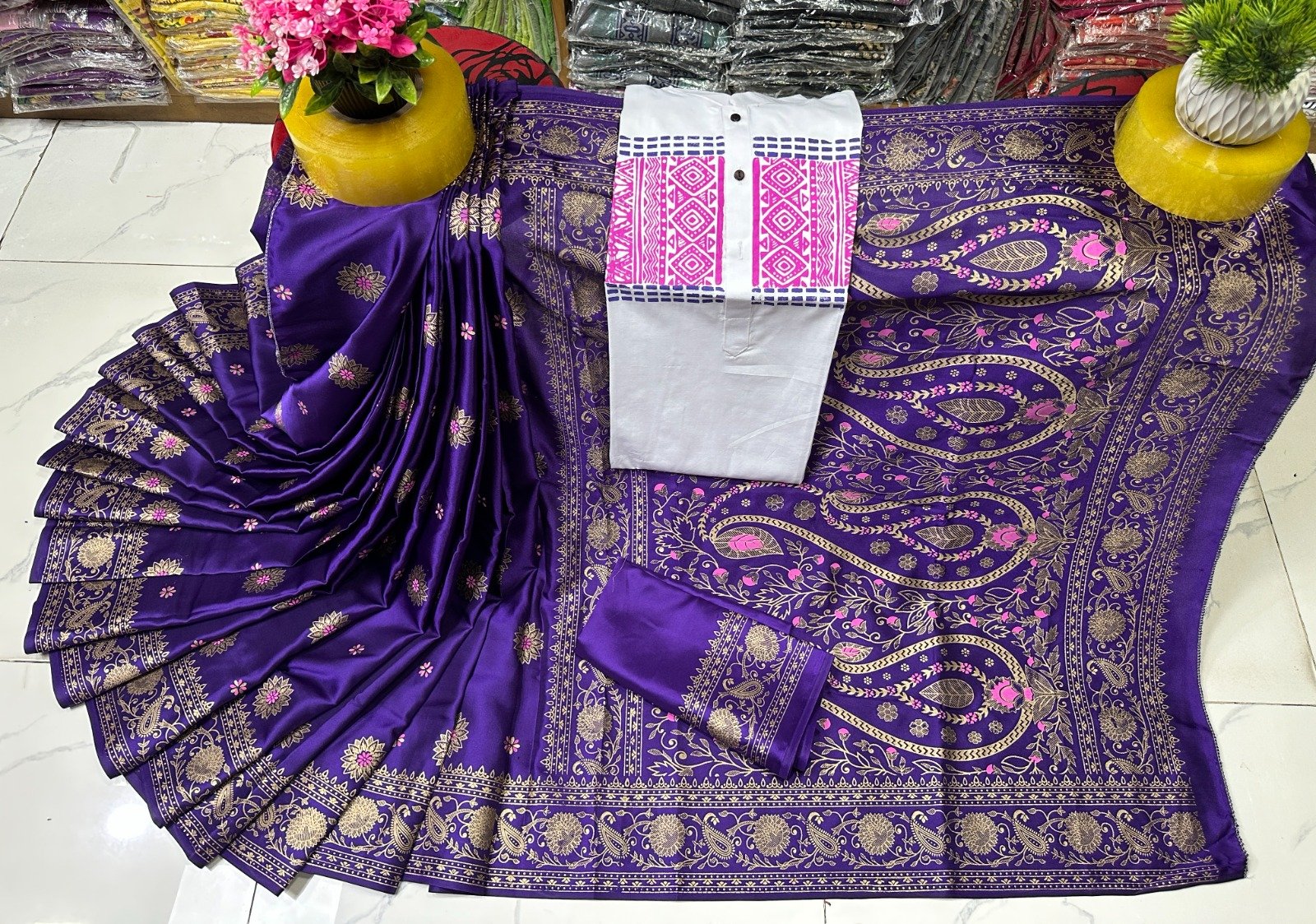 কাপল ড্রেস