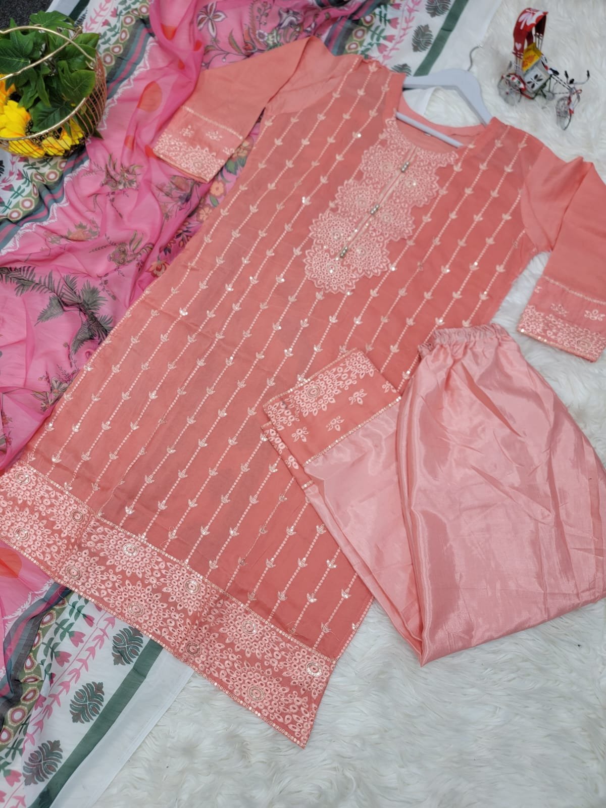 পাকিস্তানি পার্টি রেডি থ্রি-পিস - Image 3