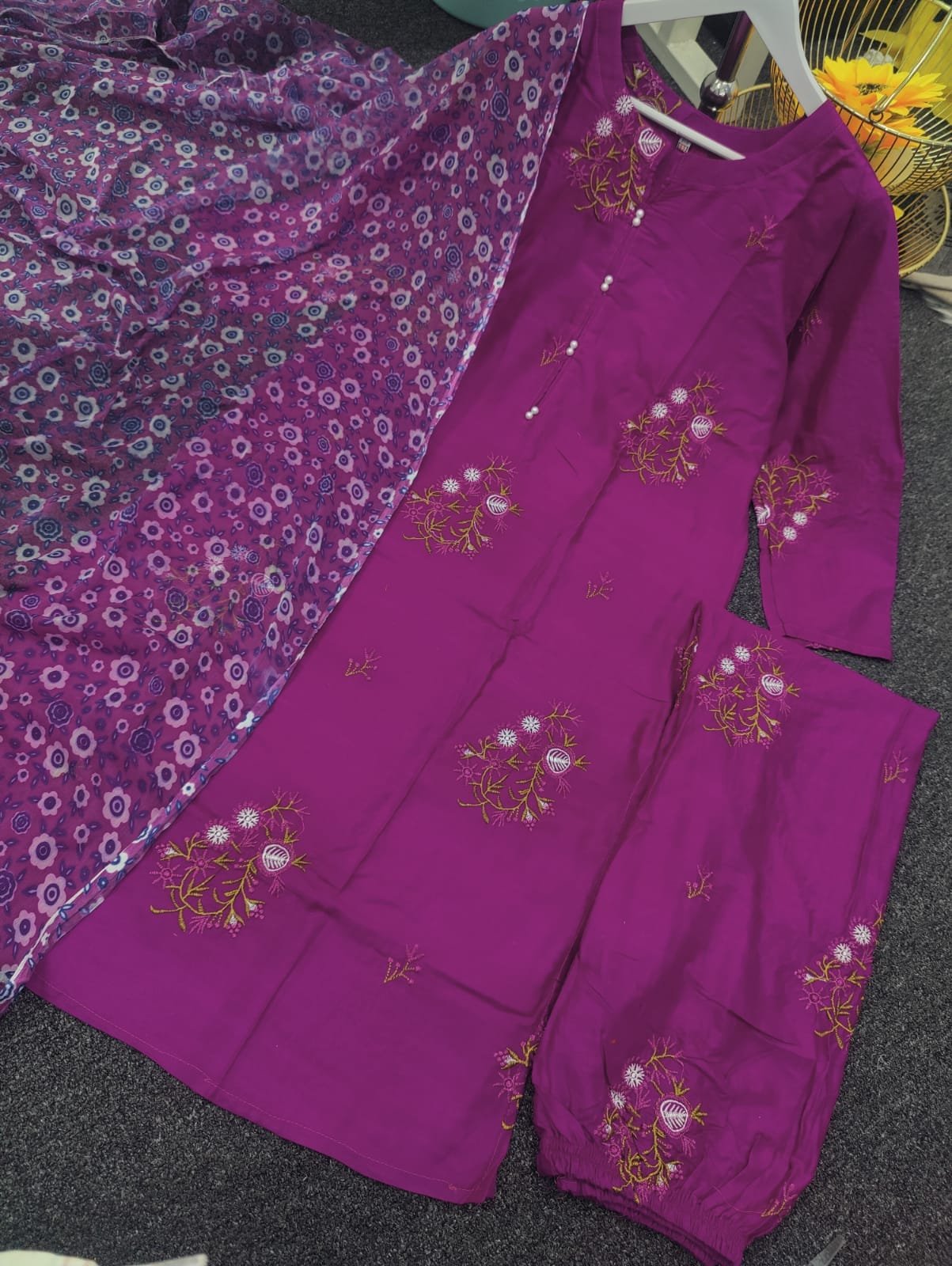 নিউ পাকিস্তানি ডিজাইনের থ্রি পিস