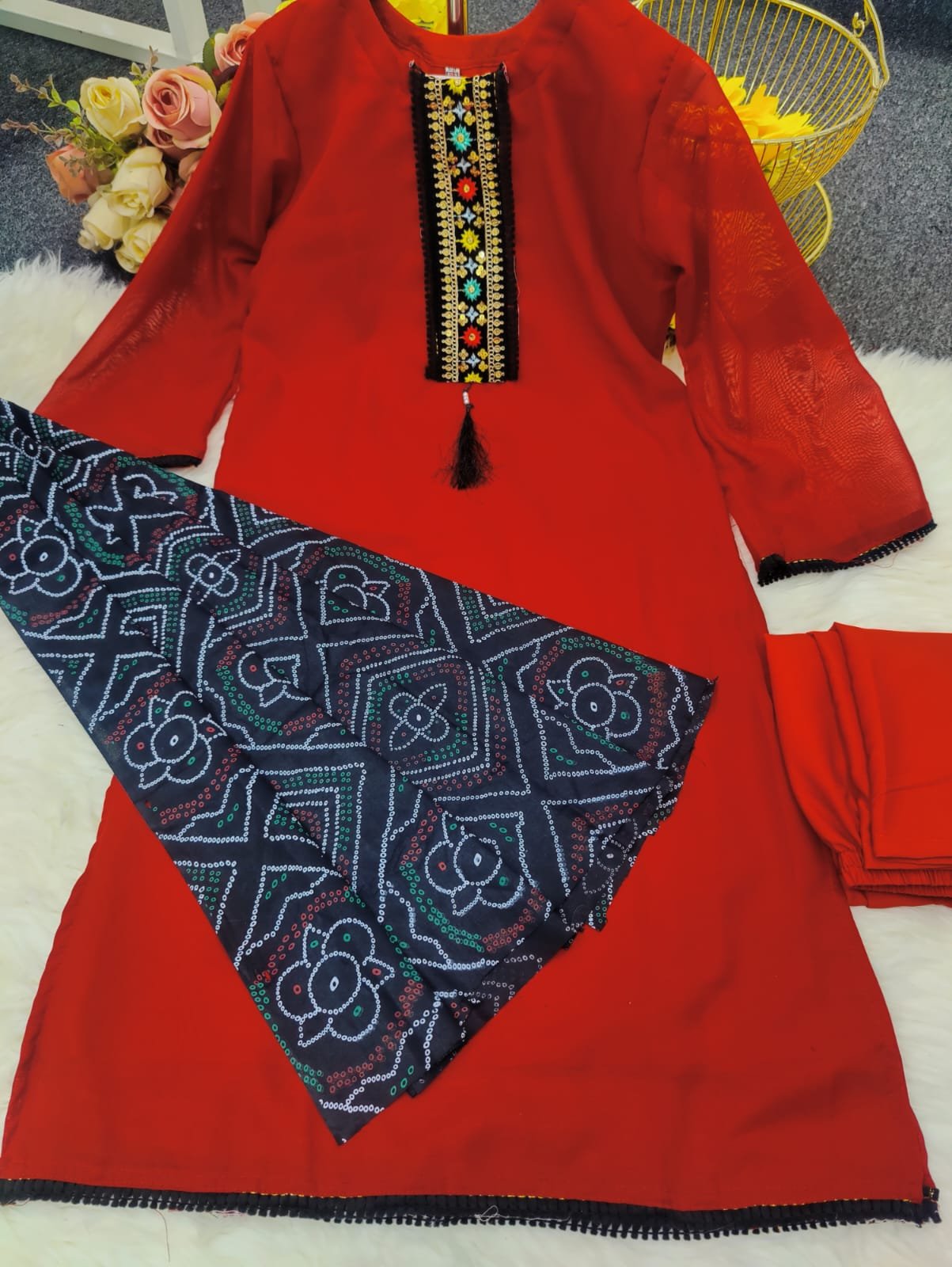 জর্জেট চুন্দ্রি ওড়না ভাইরাল থ্রি পিস - Image 3