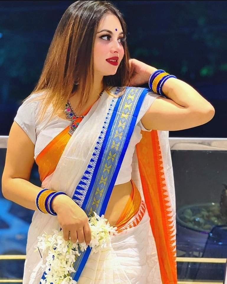 প্রিমিয়াম টাঙ্গাইল শাড়ী