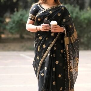 Dhupiyan Silk Sharee with Blouse Piece