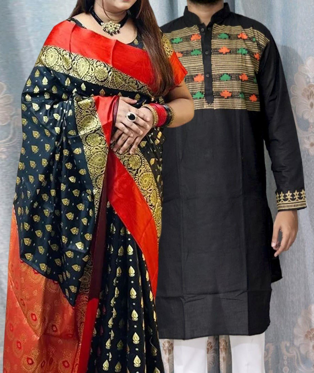 প্রিমিয়াম মানের কাতান শাড়ি(কাপল ড্রেস)