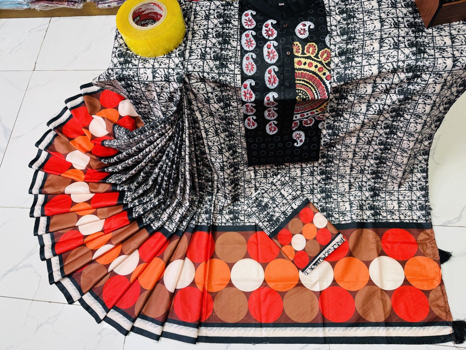 চান্দুরি সিল্ক নতুন শাড়ি(কাপল ড্রেস)