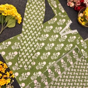 লেটেস্ট ডিজাইনের প্রিন্টের থ্রি পিস