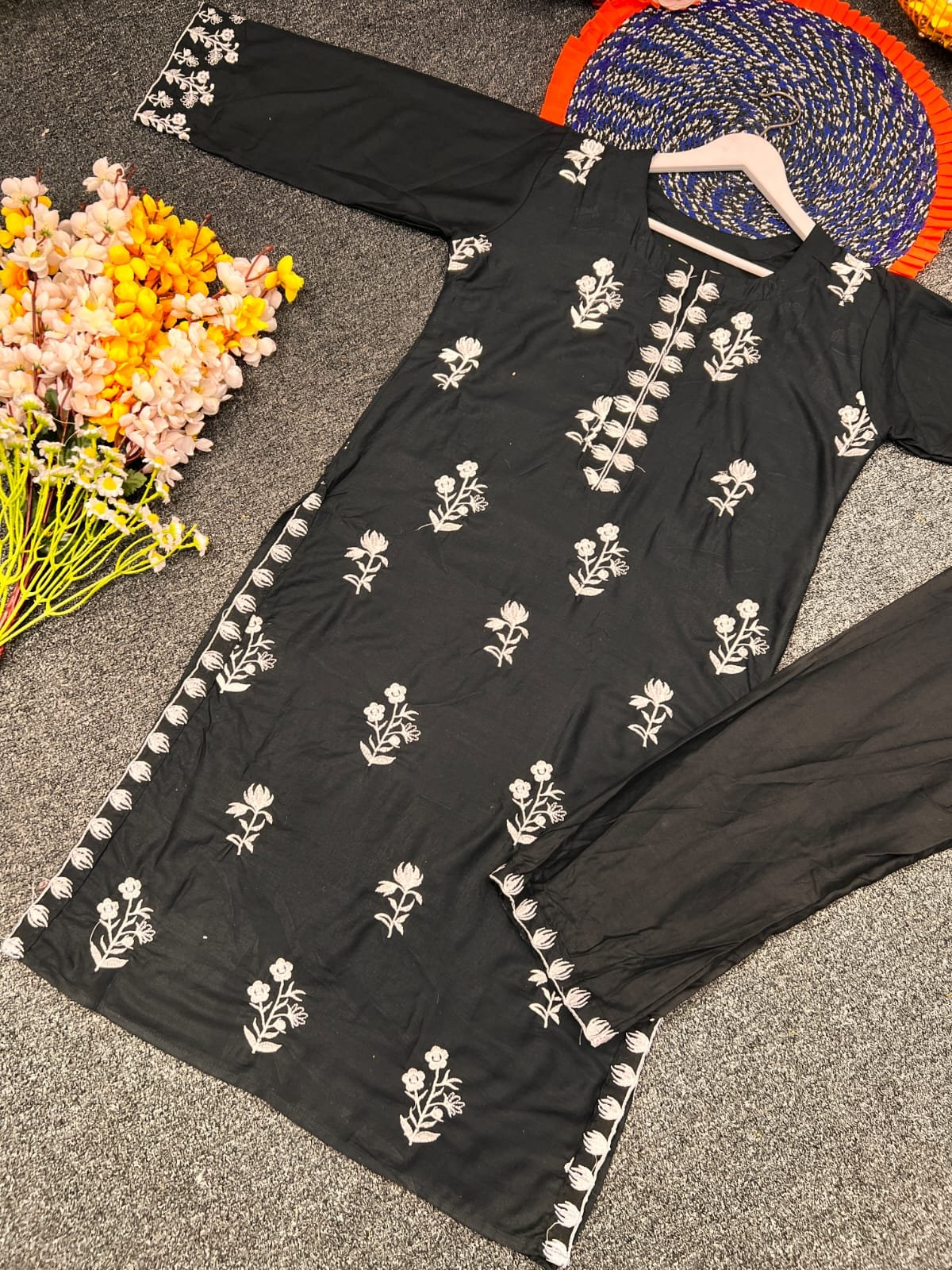 লেটেস্ট ডিজাইনের co-ords set(রেডি থ্রি পিস) - Image 2