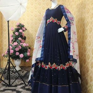 রেডিমেড জর্জেট এমব্রয়ডারি পার্টি ড্রেস