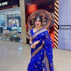 মসলিন শাড়ি সাথে ব্লাউজ পিস