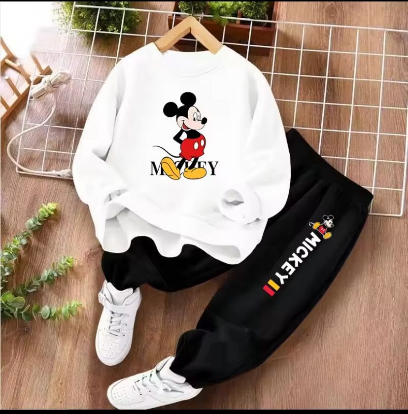 ❄️ বাচ্চাদের শীতকালীন সোয়েটশার্ট ও ট্রাউজার সেট (কম্বো) ❄️