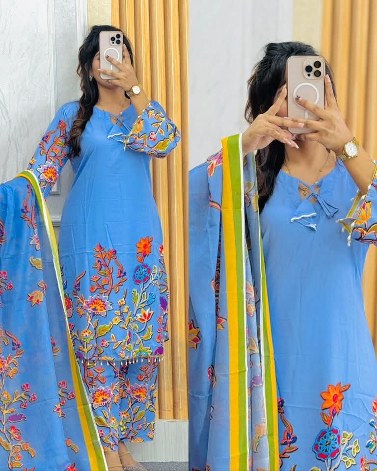 পাকিস্তানি ইন্সপায়ার্ড থ্রি পিস