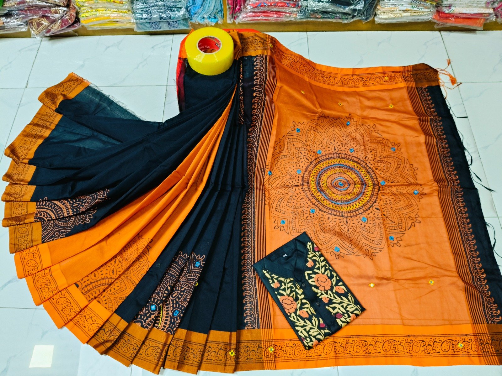 টাঙ্গাইল ধুপিয়ান সিল্ক শাড়ি পাঞ্জাবির কাপল ড্রেস