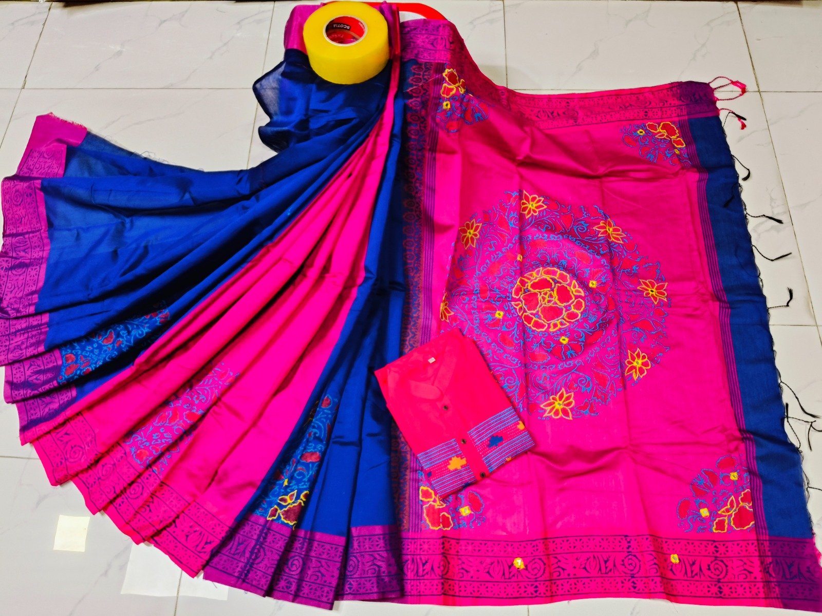 টাঙ্গাইল ধুপিয়ান সিল্ক শাড়ি পাঞ্জাবির কাপল ড্রেস