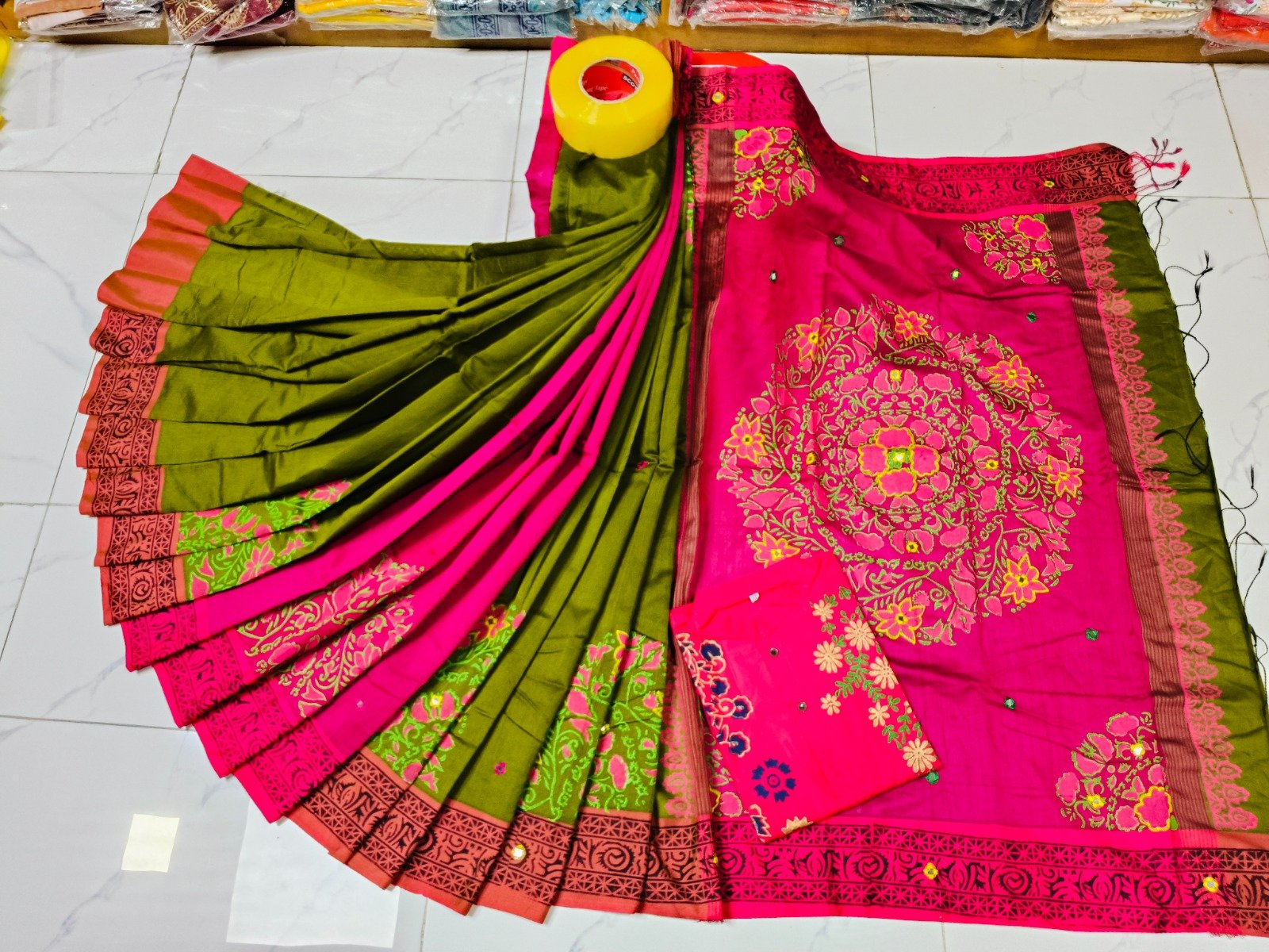 টাঙ্গাইল ধুপিয়ান সিল্ক শাড়ি পাঞ্জাবির কাপল ড্রেস