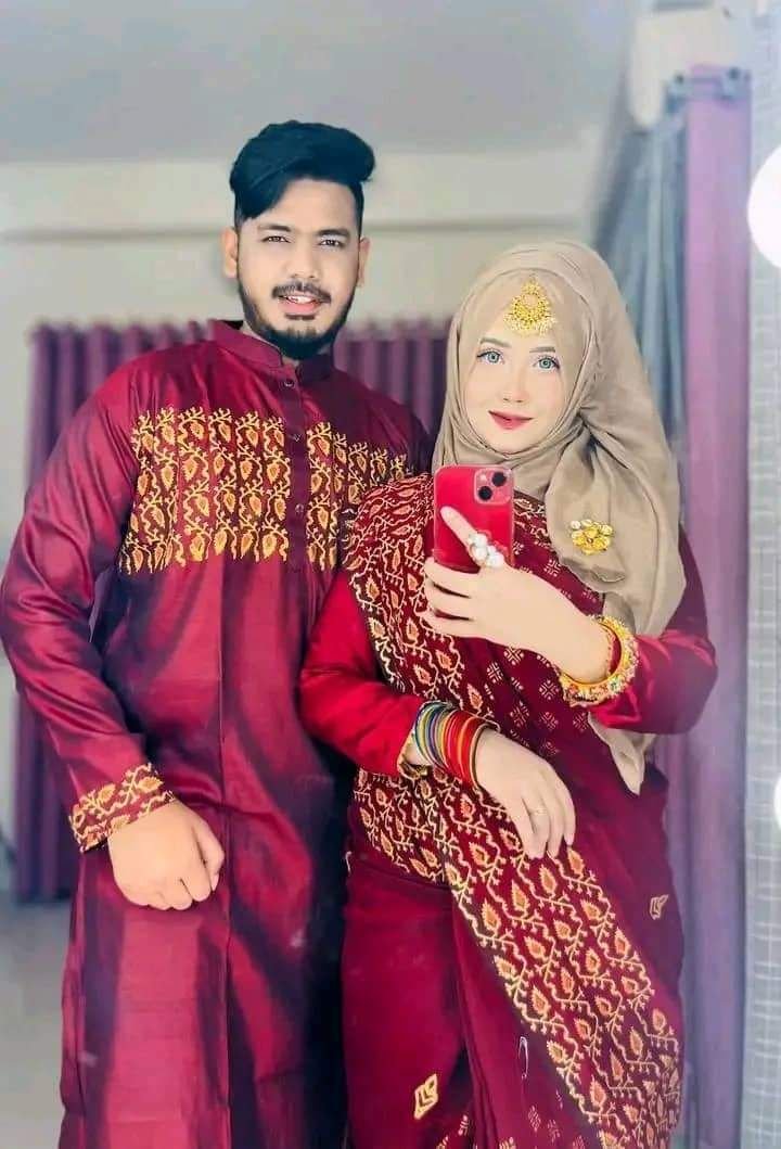 কাপল ড্রেস