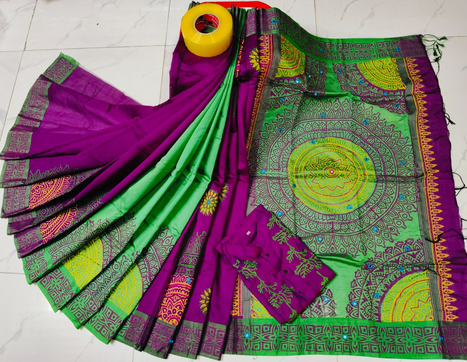 টাঙ্গাইল ধুপিয়ান সিল্ক শাড়ি পাঞ্জাবির কাপল ড্রেস